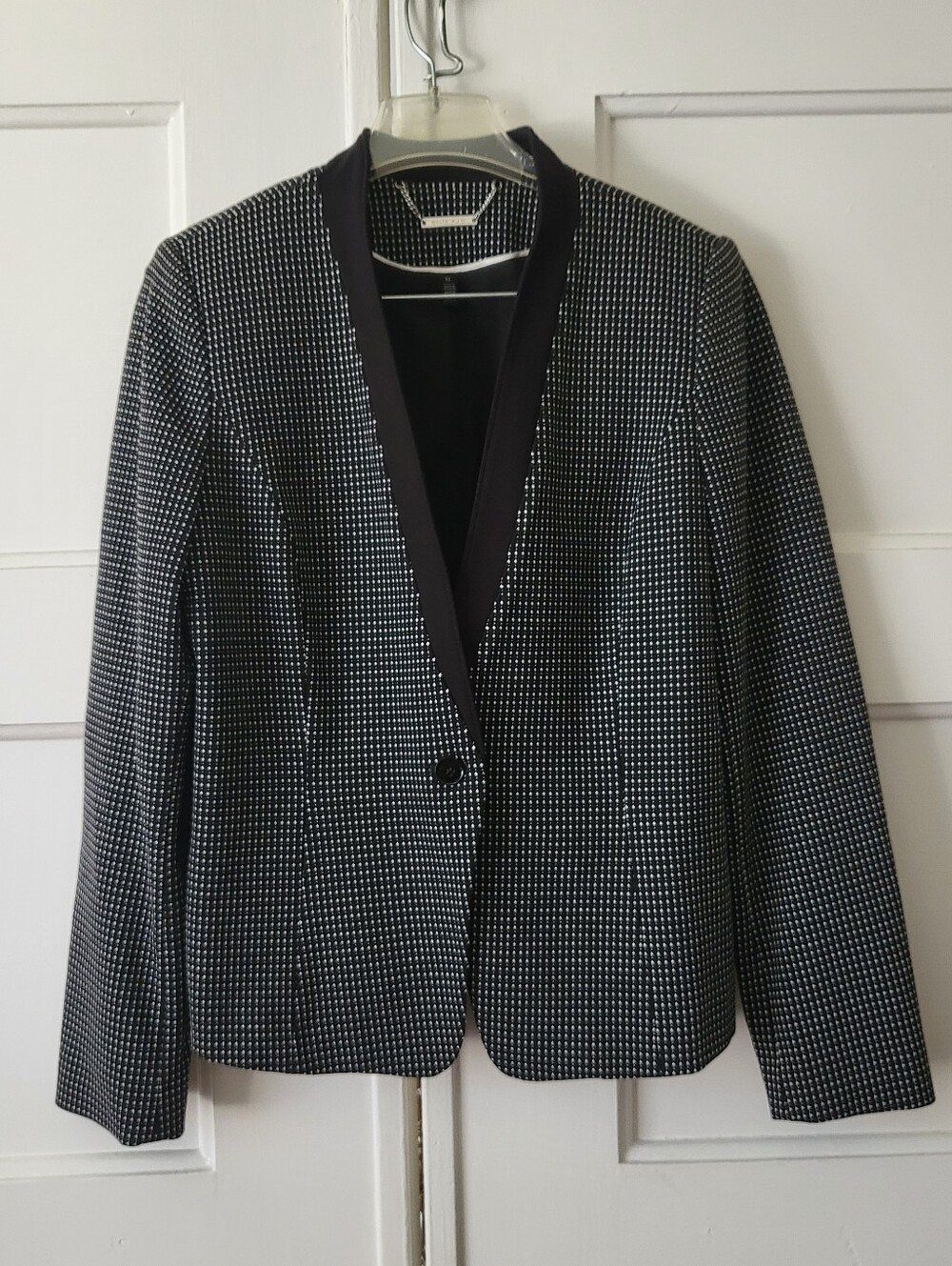 White House Black Market Paneled Spade Dot Embroidered Blazer Size 12